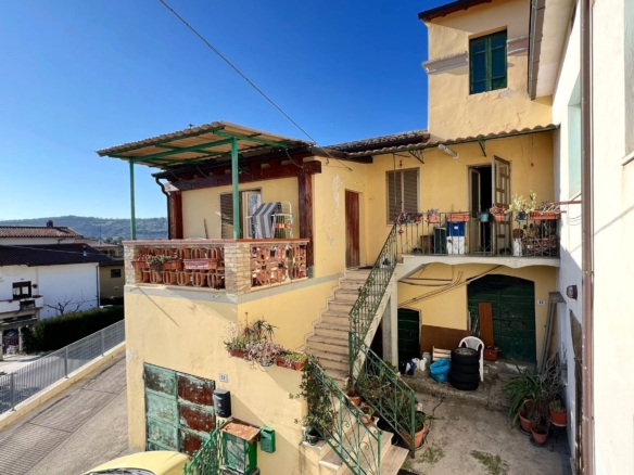 Casa indipendente in vendita a Castellalto