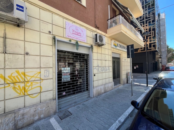 Locale commerciale in vendita a Pescara
