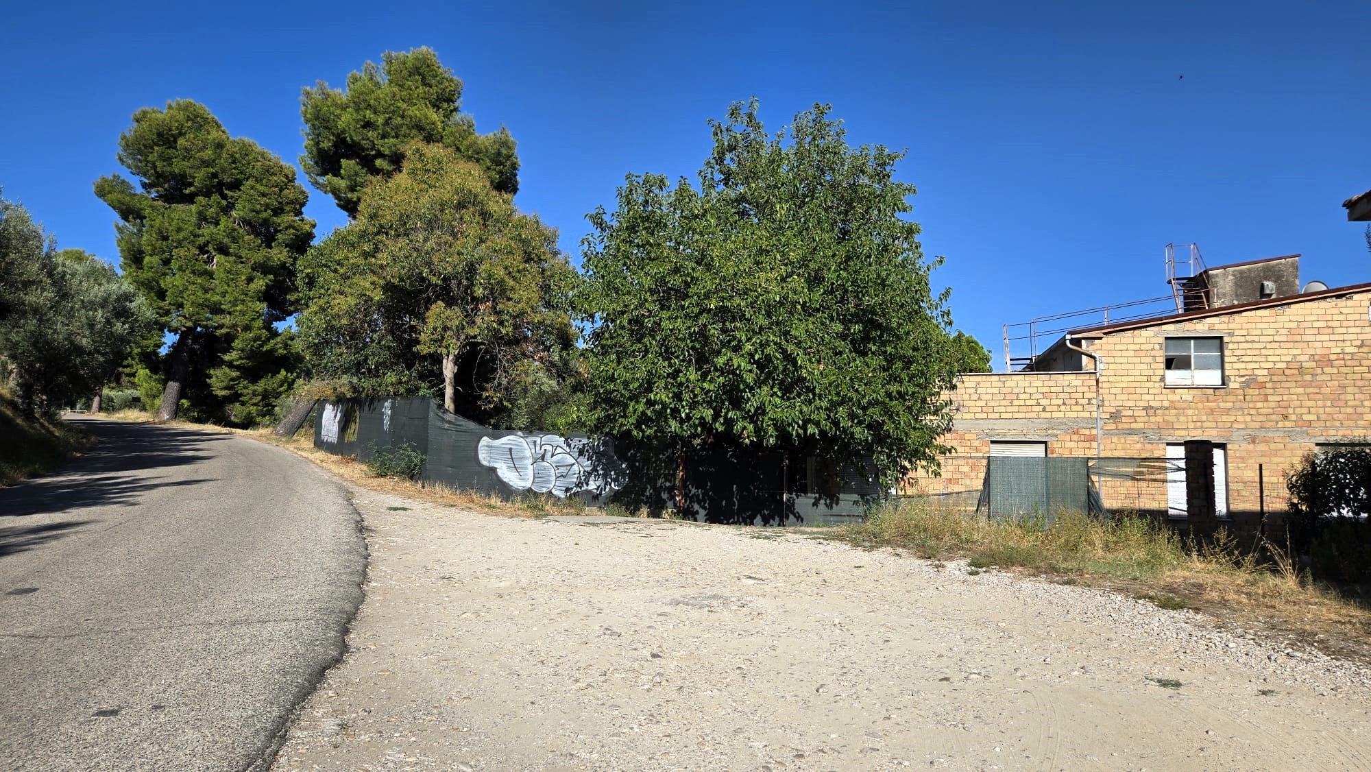 7 Casa semi indipendente con corte privata in vendita a Bellante Stazione