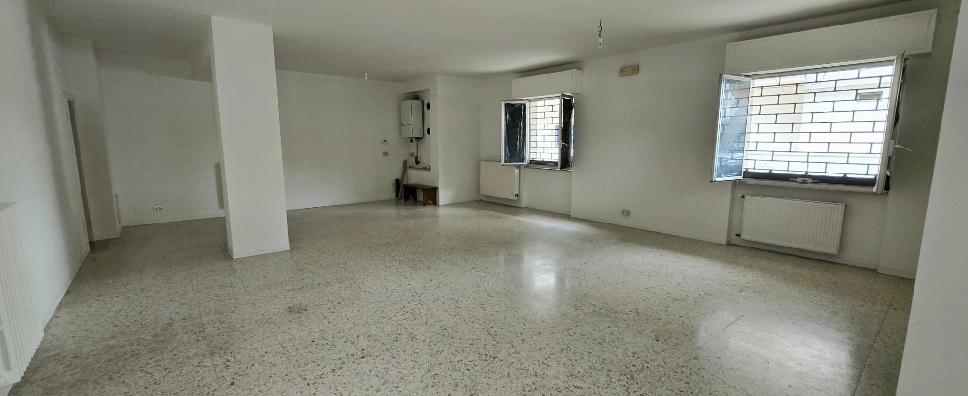 0 Locale in vendita a San Nicolò