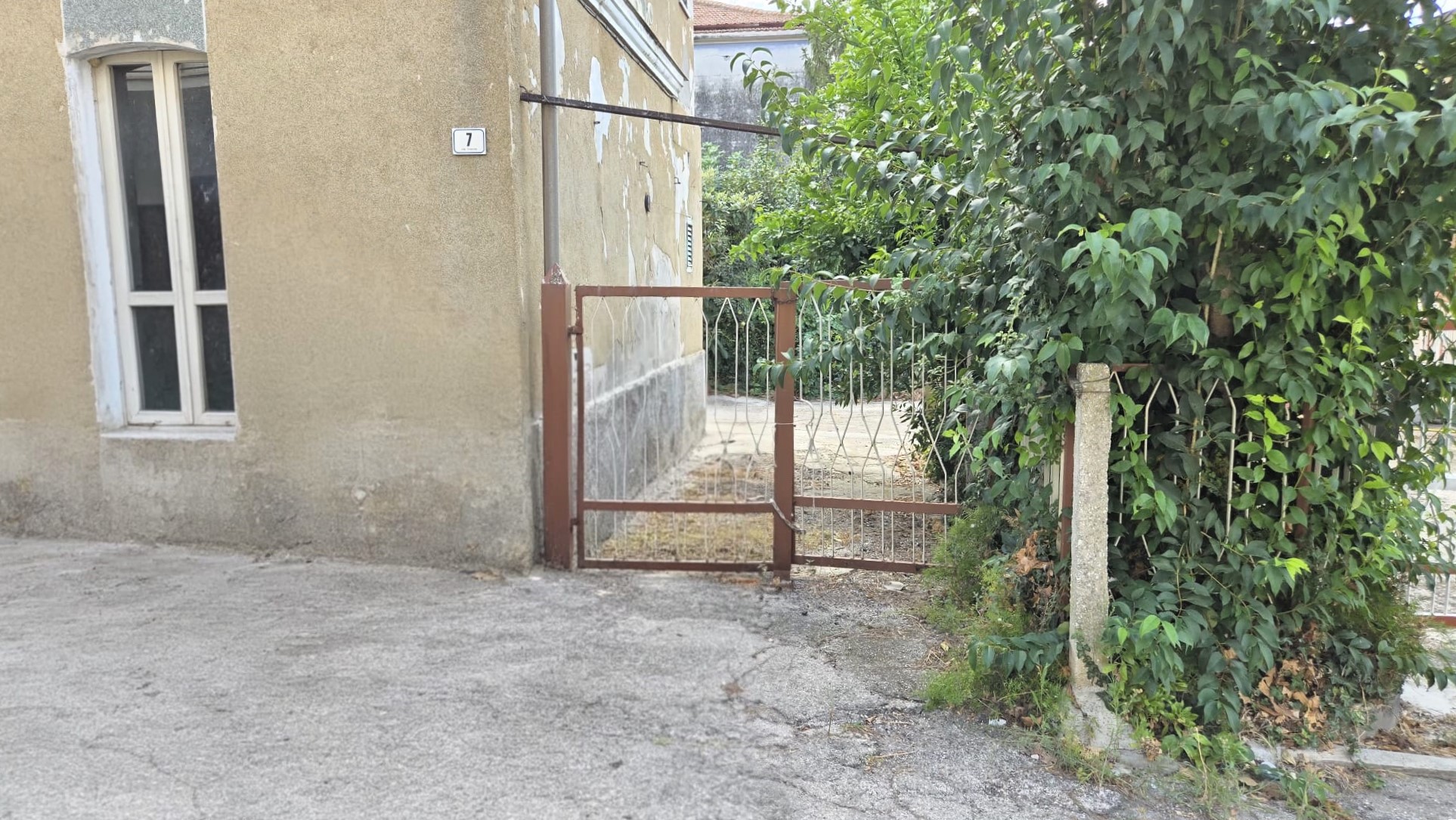 1 Casa semi indipendente con corte esclusiva in vendita a Mosciano Sant’Angelo