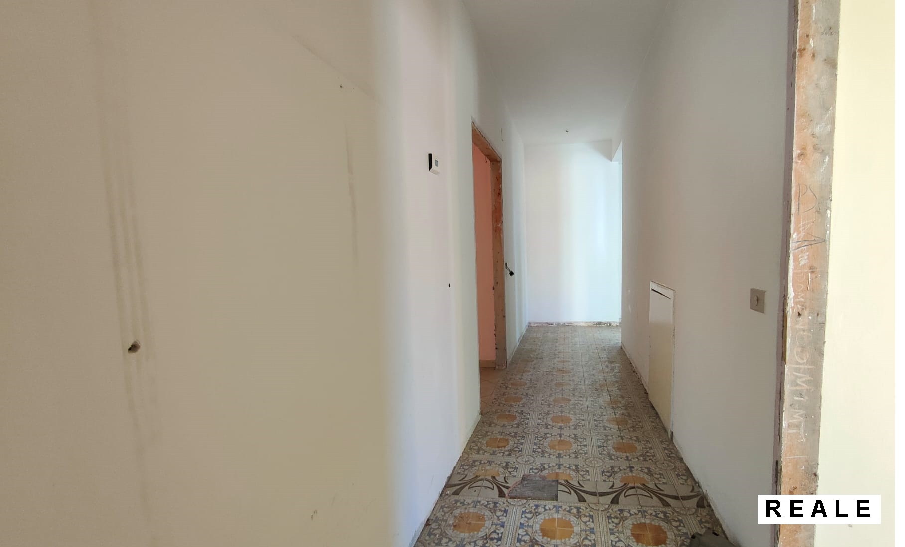 14 Appartamento tre camere con terrazzo in vendita a Bellante Stazione