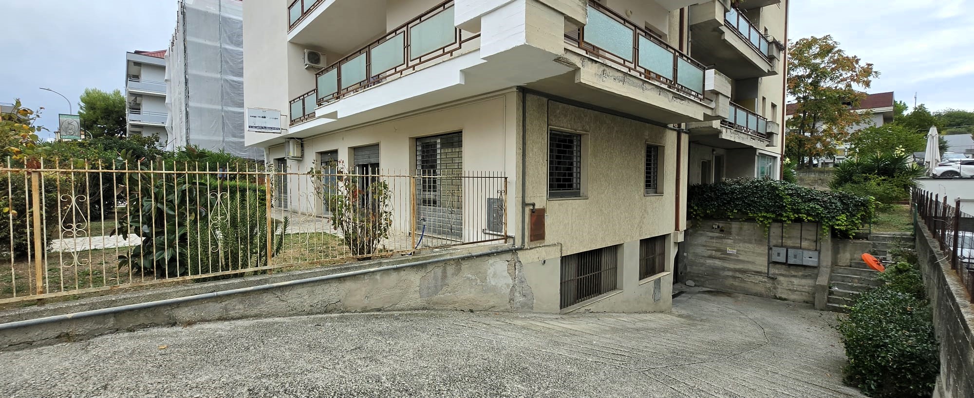 15 Locale in vendita a San Nicolò