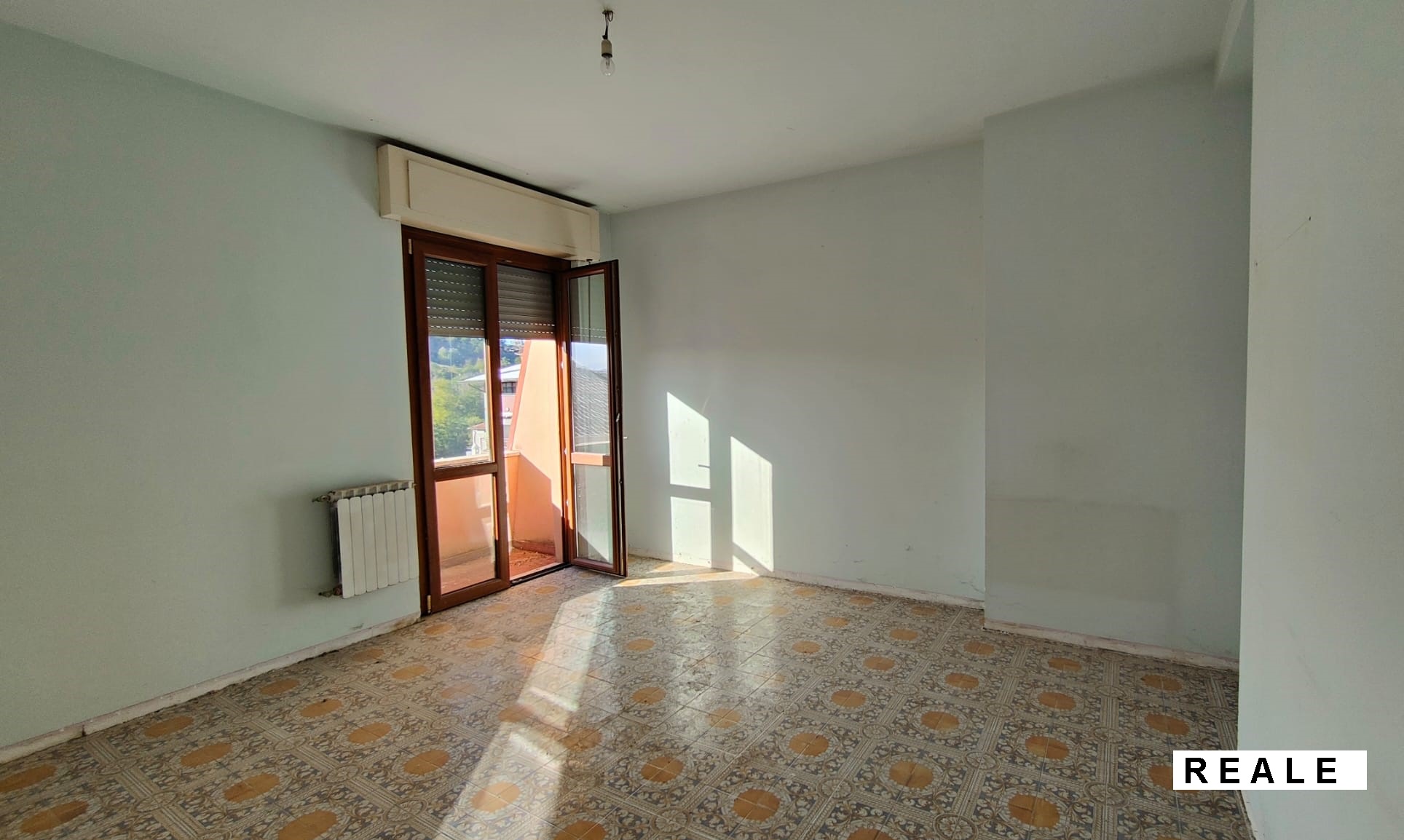 16 Appartamento tre camere con terrazzo in vendita a Bellante Stazione