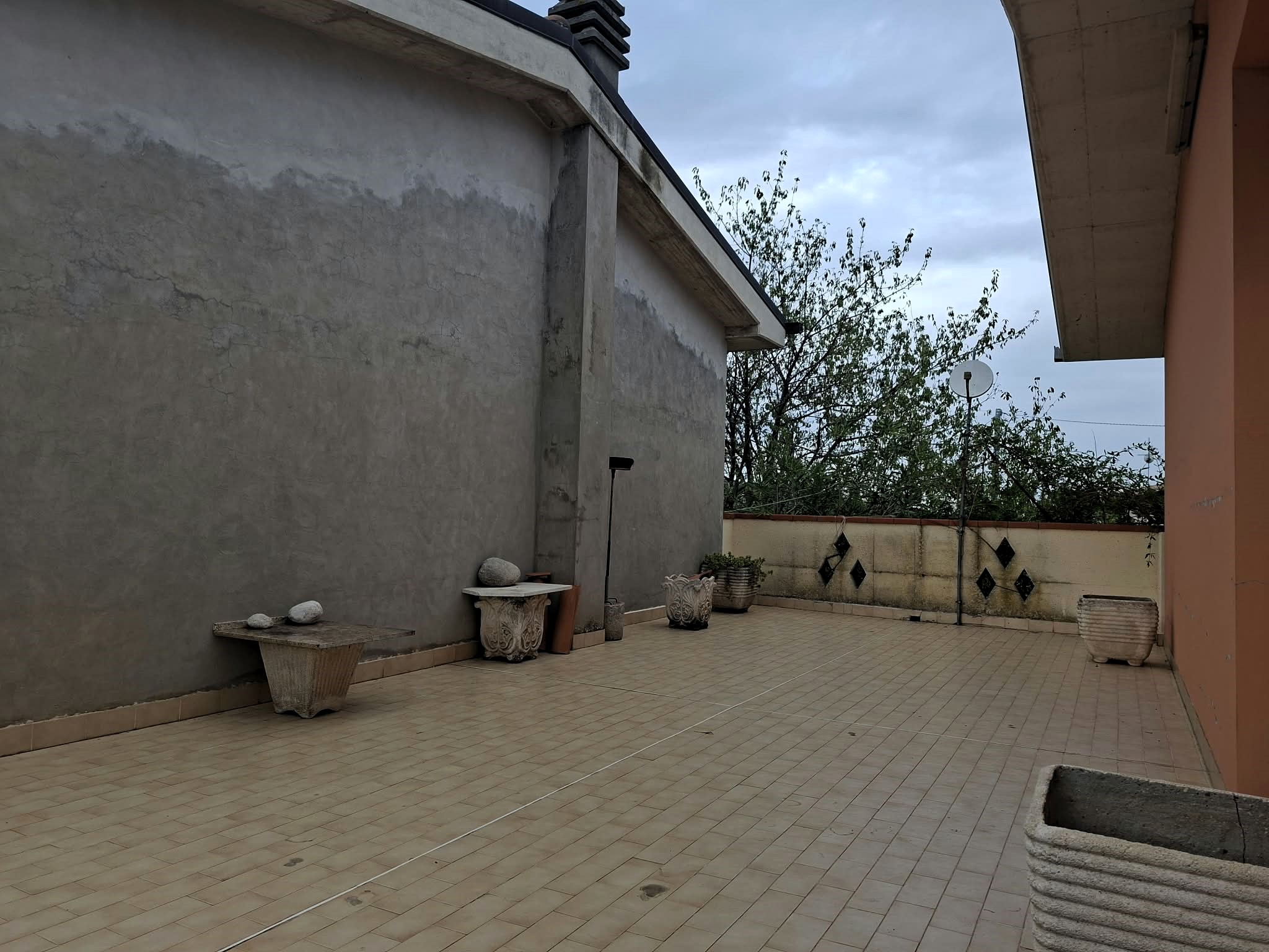 18 Casa semi-indipendente con terrazza e camino in vendita a Colledara