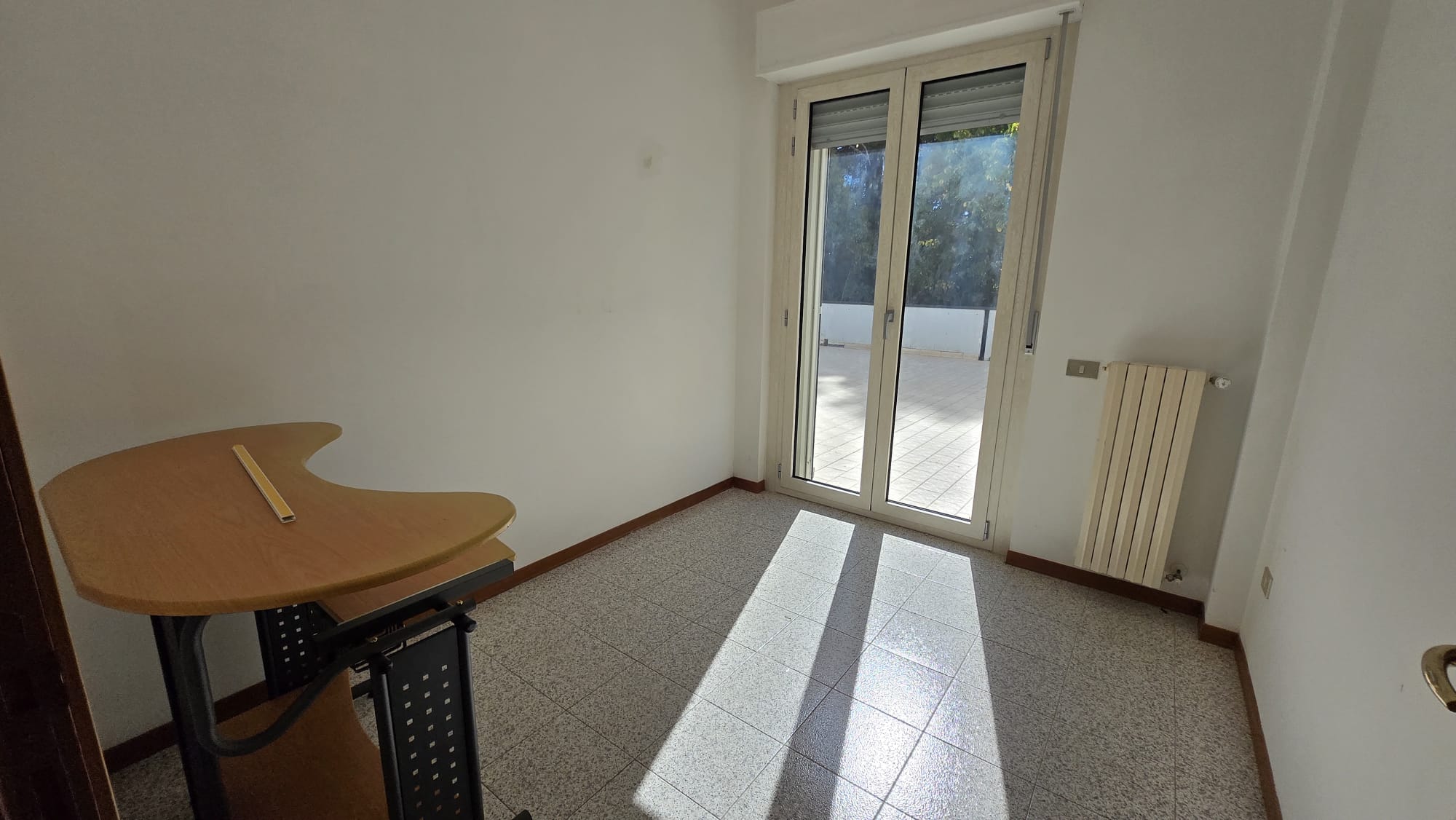 21 Appartamento con ampio terrazzo e giardino in vendita a San Nicolò a Tordino