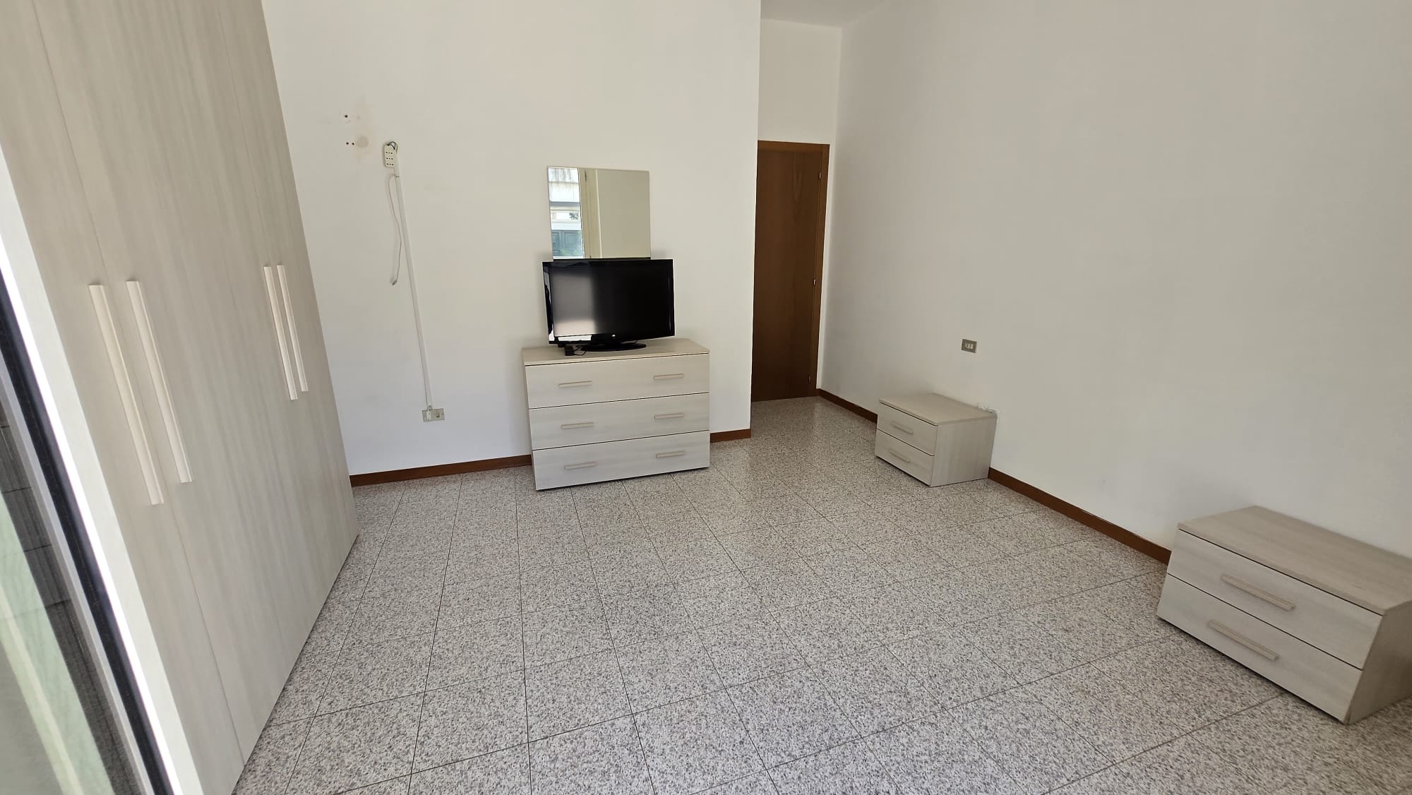 24 Appartamento con ampio terrazzo e giardino in vendita a San Nicolò a Tordino
