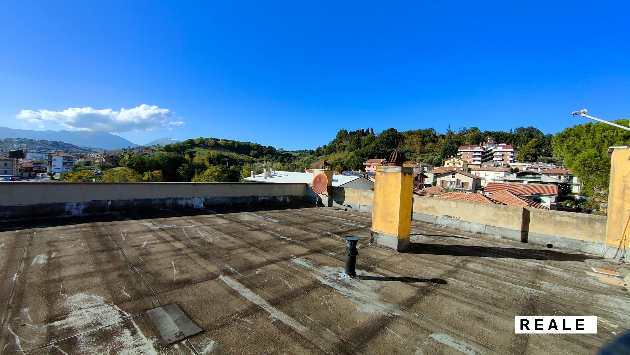34 Appartamento tre camere con terrazzo in vendita a Bellante Stazione