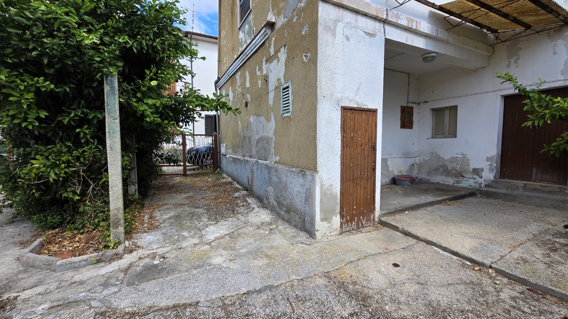4 Casa semi indipendente con corte esclusiva in vendita a Mosciano Sant’Angelo