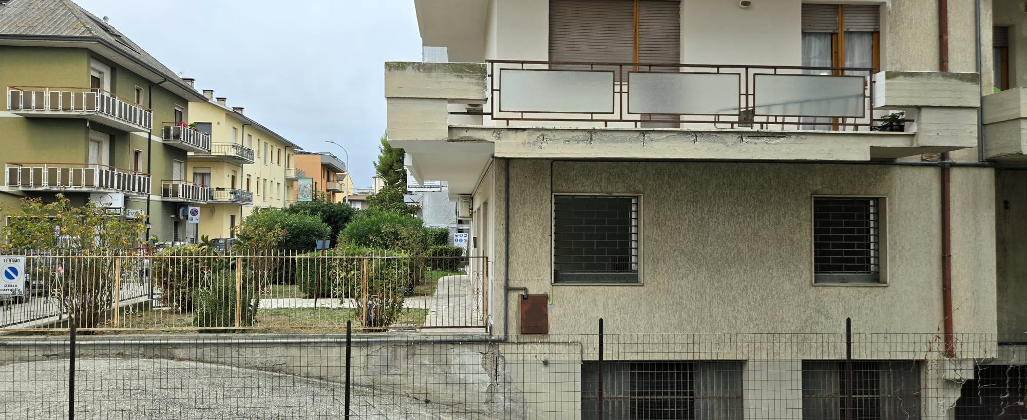4 Locale commerciale in vendita a San Nicolò a Tordino – Posizione centralissima