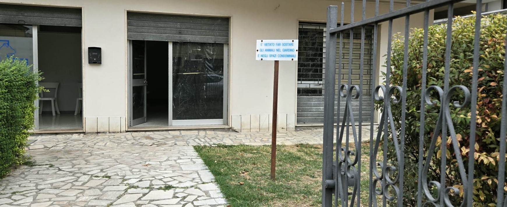7 Locale commerciale in vendita a San Nicolò a Tordino – Posizione centralissima
