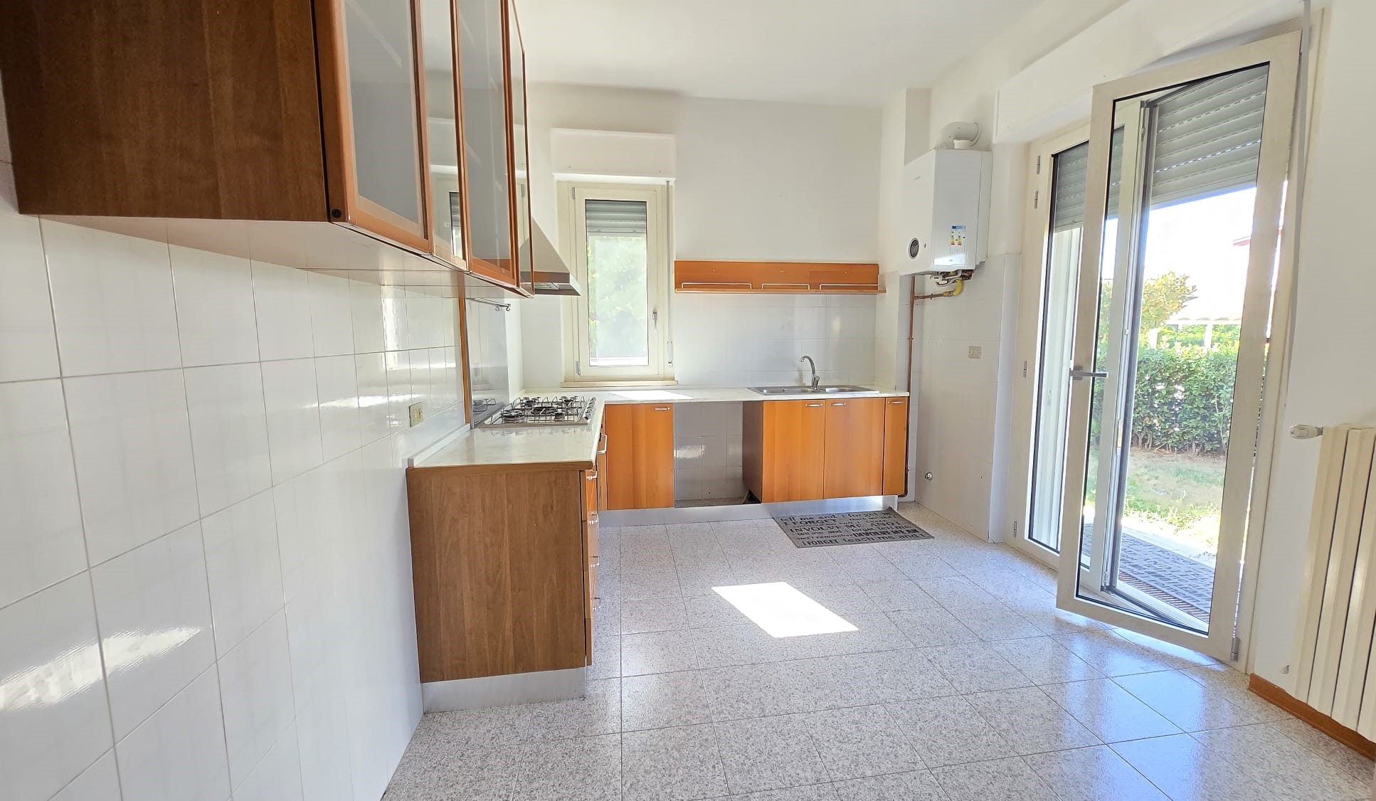 9 Appartamento con ampio terrazzo e giardino in vendita a San Nicolò a Tordino