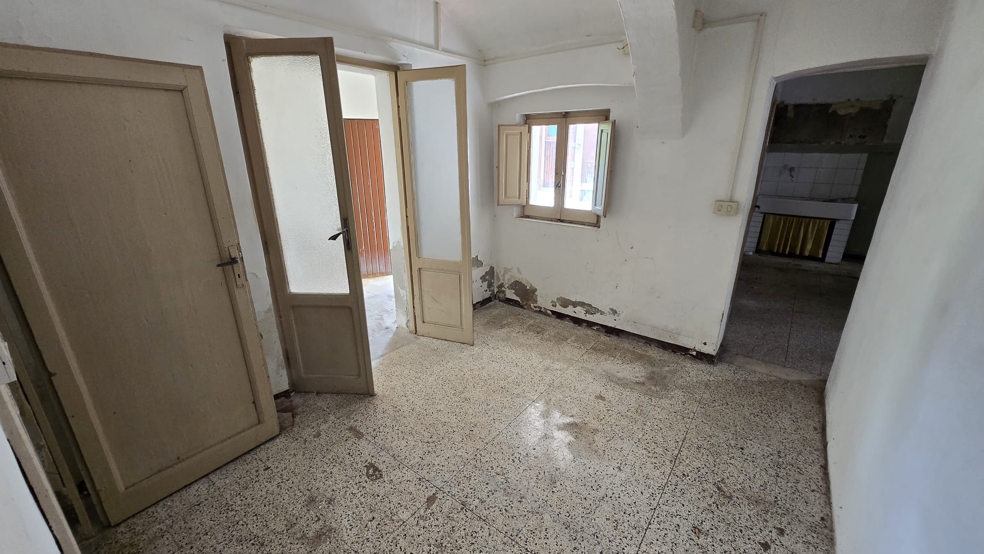 9 Casa semi indipendente con corte esclusiva in vendita a Mosciano Sant’Angelo